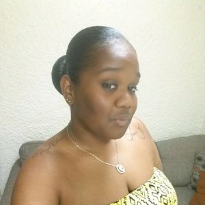 Meet your Posher, Christlyn